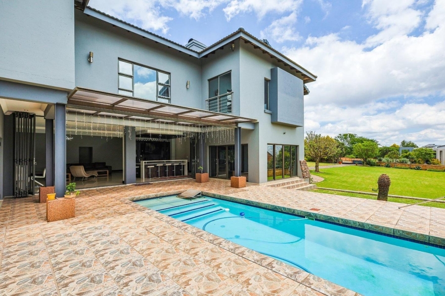 5 Bedroom Property for Sale in Mooikloof Gauteng
