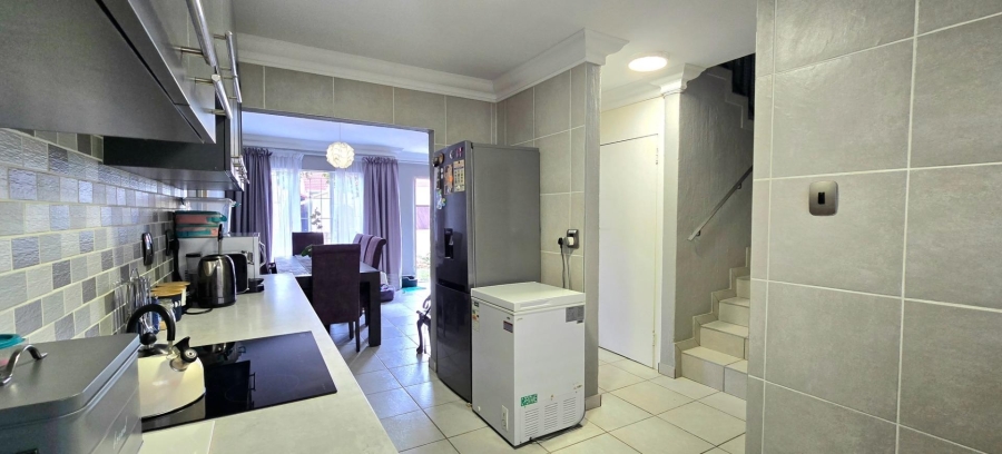 3 Bedroom Property for Sale in Garsfontein Gauteng