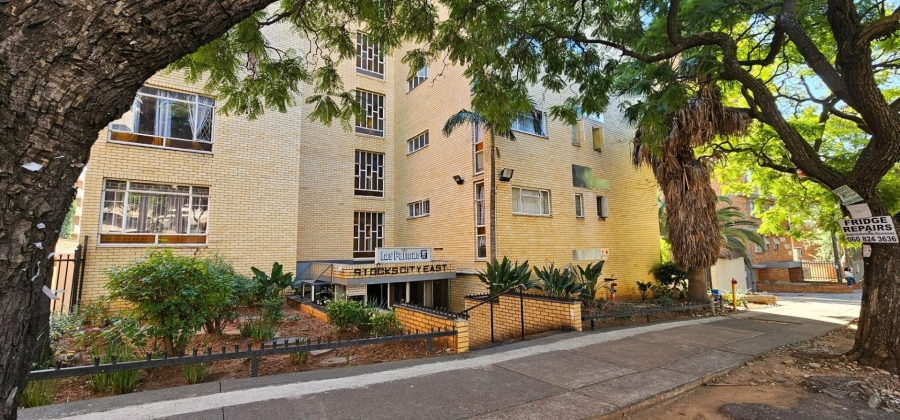 2 Bedroom Property for Sale in Sunnyside Gauteng