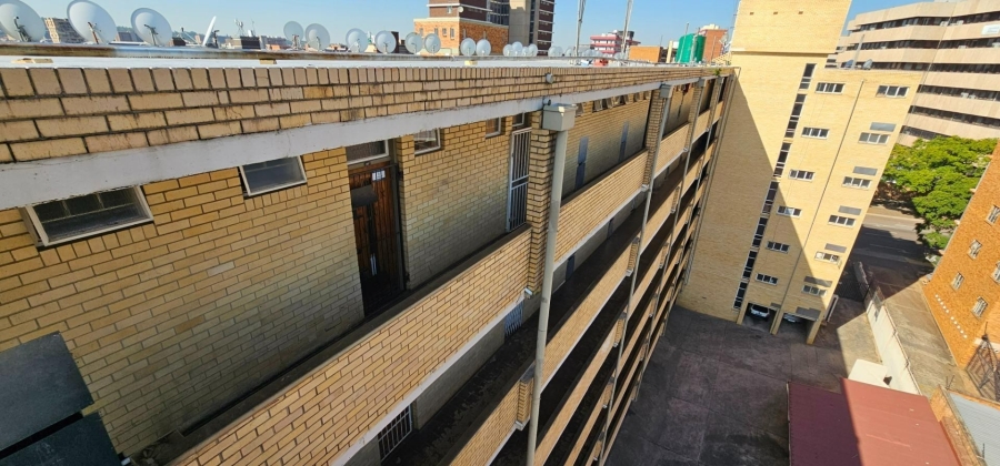 2 Bedroom Property for Sale in Sunnyside Gauteng