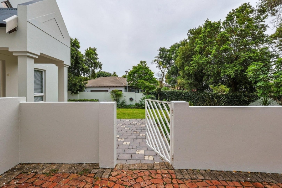 To Let 3 Bedroom Property for Rent in Silver Lakes Gauteng