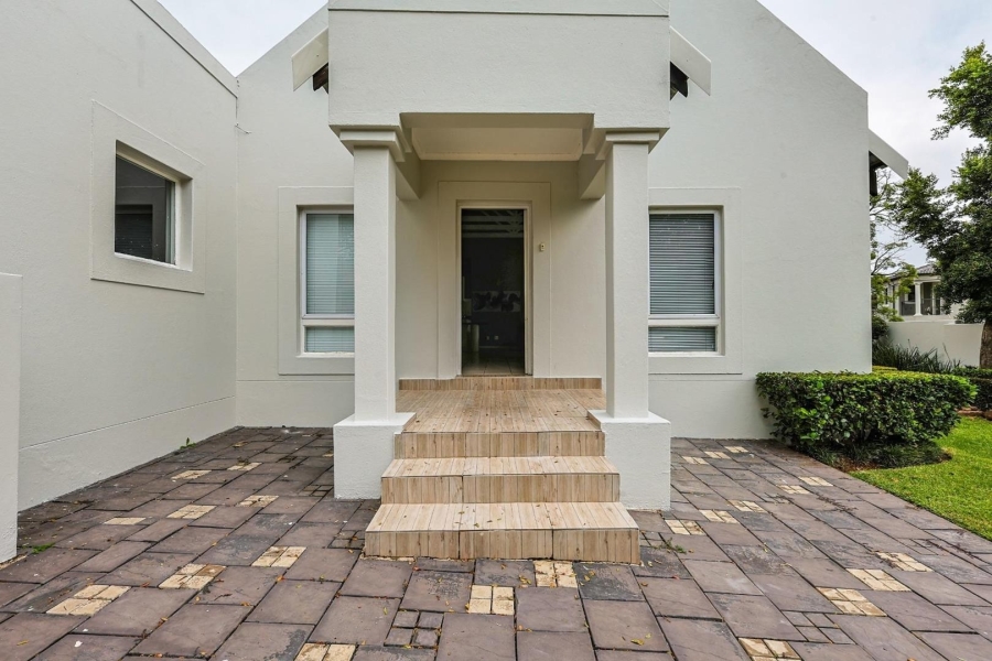 To Let 3 Bedroom Property for Rent in Silver Lakes Gauteng