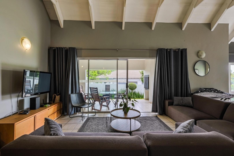 To Let 3 Bedroom Property for Rent in Silver Lakes Gauteng