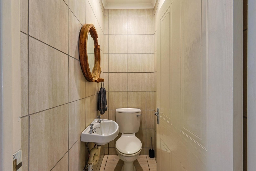 To Let 3 Bedroom Property for Rent in Silver Lakes Gauteng