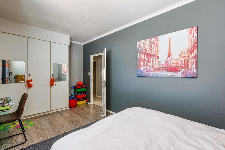 To Let 3 Bedroom Property for Rent in Silver Lakes Gauteng