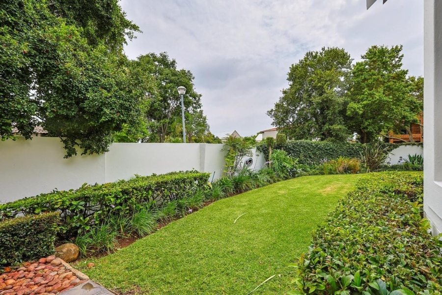 To Let 3 Bedroom Property for Rent in Silver Lakes Gauteng