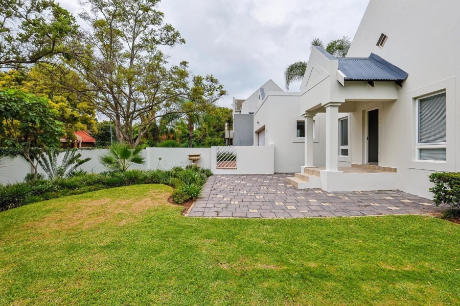 To Let 3 Bedroom Property for Rent in Silver Lakes Gauteng