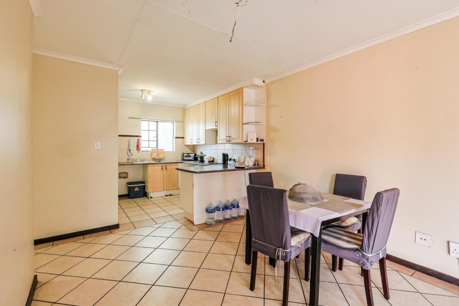 To Let 2 Bedroom Property for Rent in Equestria Gauteng