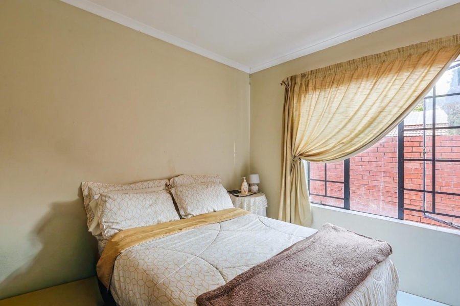 To Let 2 Bedroom Property for Rent in Equestria Gauteng