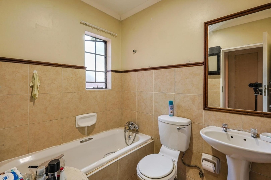 To Let 2 Bedroom Property for Rent in Equestria Gauteng