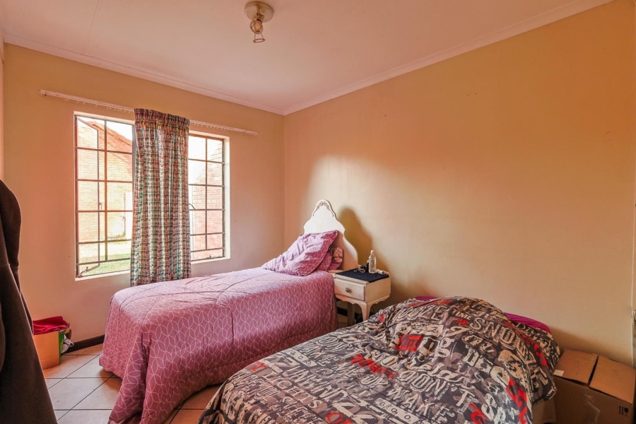 To Let 2 Bedroom Property for Rent in Equestria Gauteng
