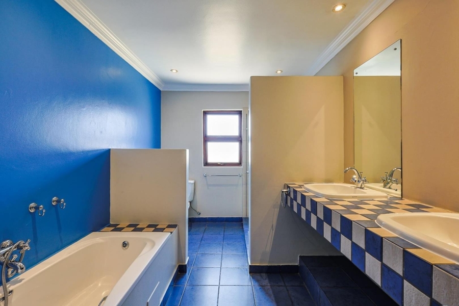 4 Bedroom Property for Sale in Mooikloof Equestrian Estate Gauteng