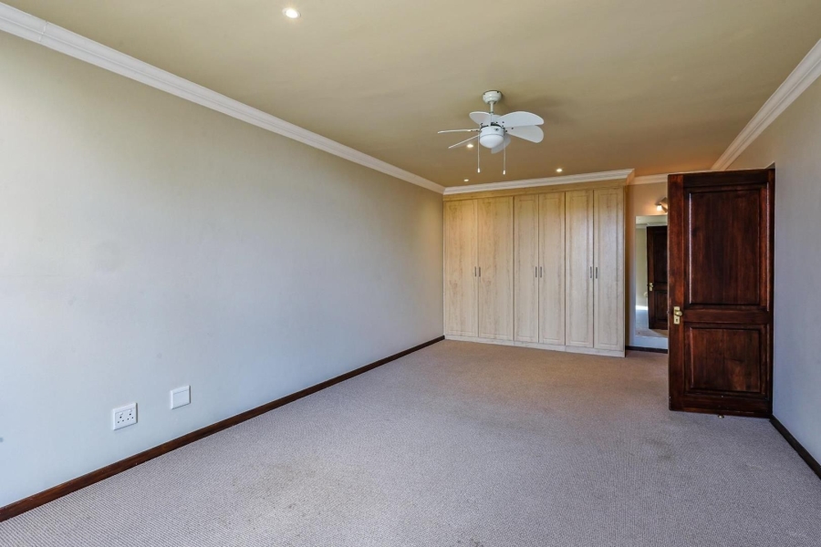 4 Bedroom Property for Sale in Mooikloof Equestrian Estate Gauteng