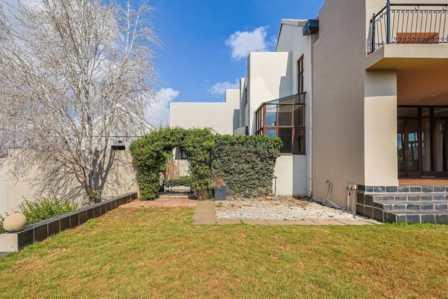 4 Bedroom Property for Sale in Mooikloof Equestrian Estate Gauteng