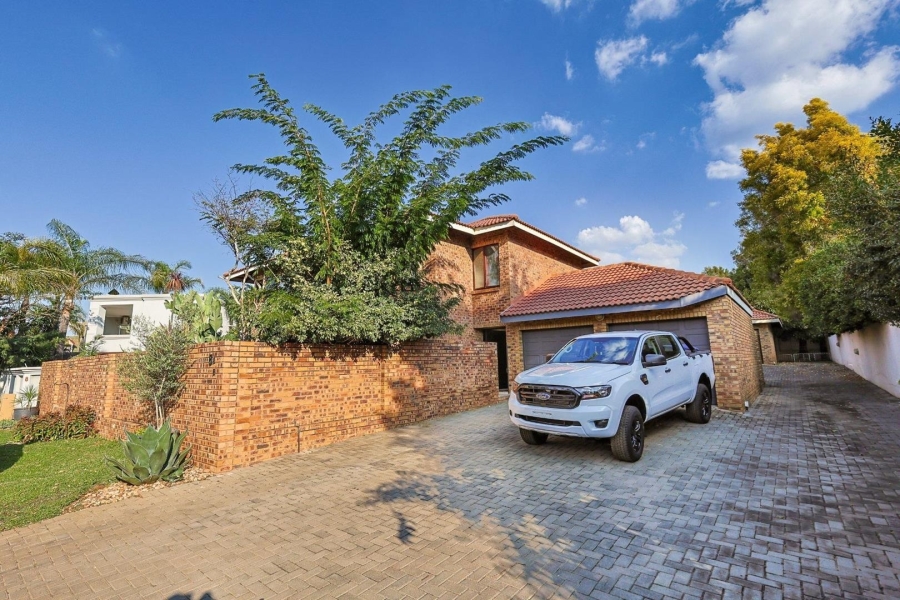 3 Bedroom Property for Sale in Silver Lakes Gauteng