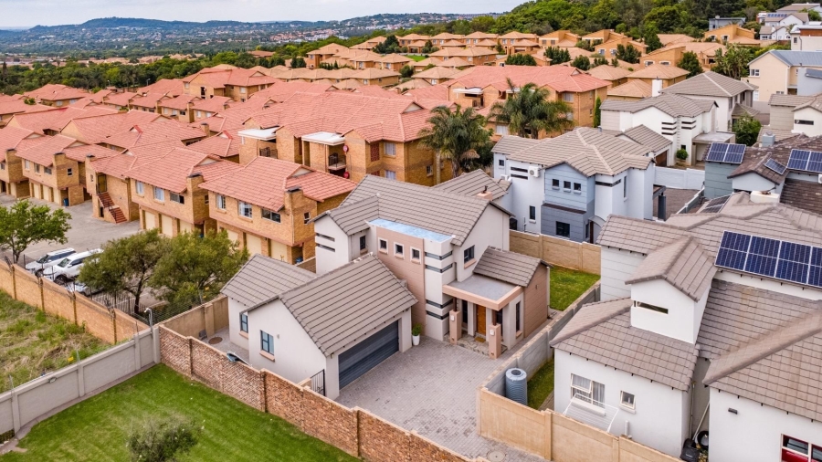 3 Bedroom Property for Sale in Olympus AH Gauteng