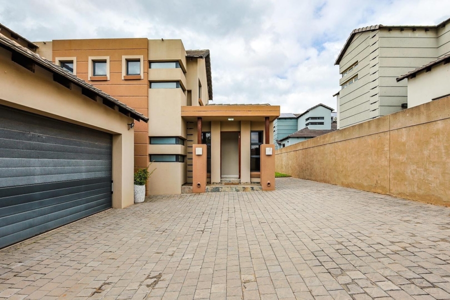 3 Bedroom Property for Sale in Olympus AH Gauteng