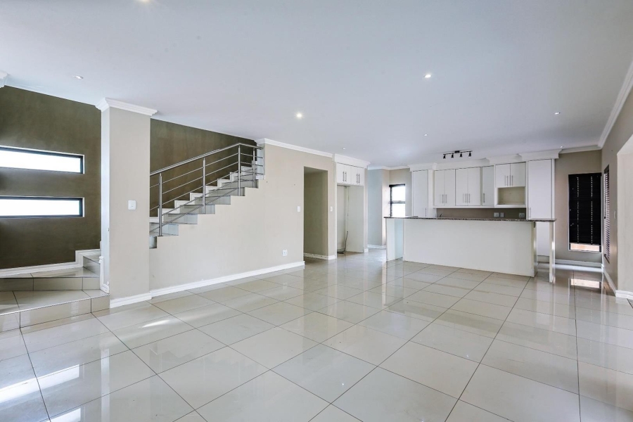 3 Bedroom Property for Sale in Olympus AH Gauteng