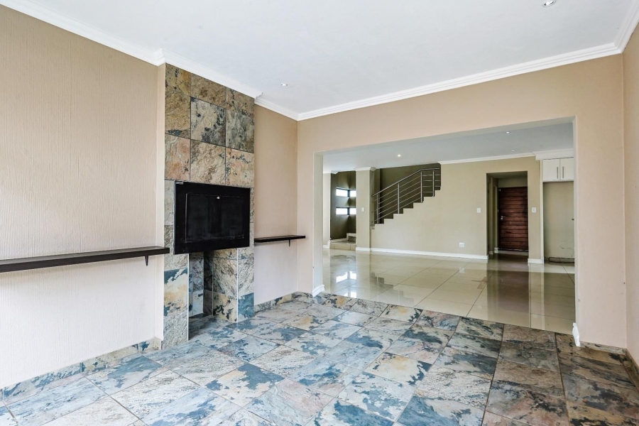 3 Bedroom Property for Sale in Olympus AH Gauteng