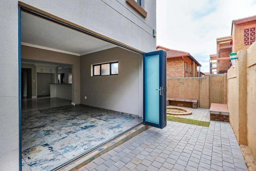 3 Bedroom Property for Sale in Olympus AH Gauteng
