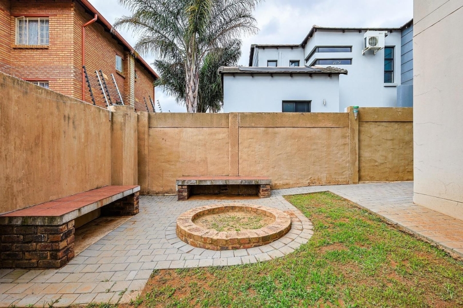 3 Bedroom Property for Sale in Olympus AH Gauteng