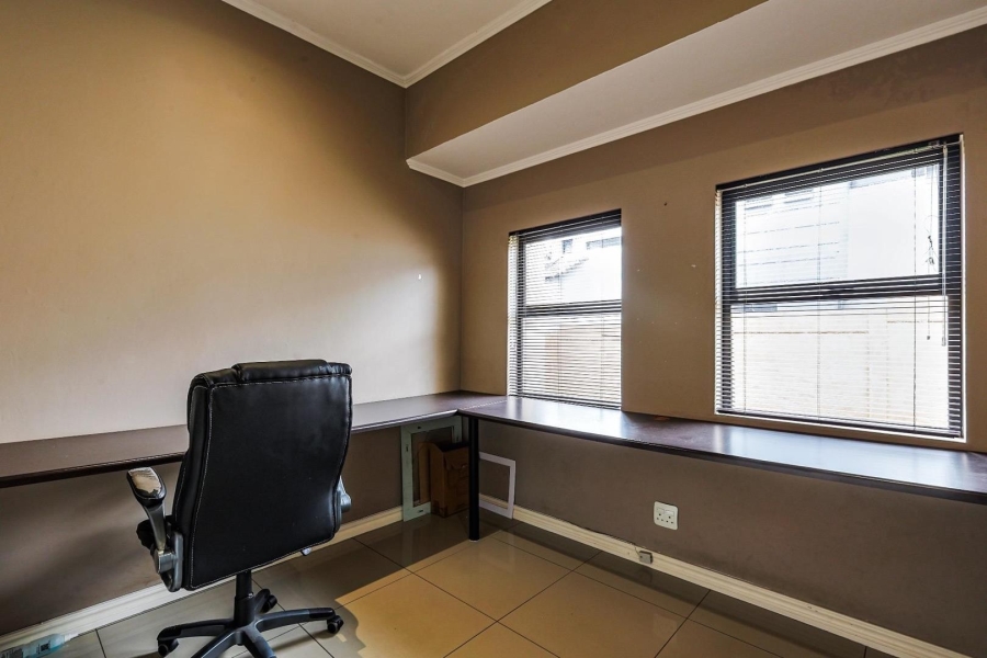 3 Bedroom Property for Sale in Olympus AH Gauteng