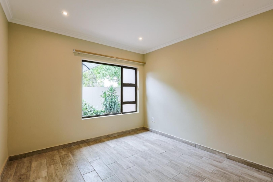 To Let 4 Bedroom Property for Rent in Silverwoods Country Estate Gauteng