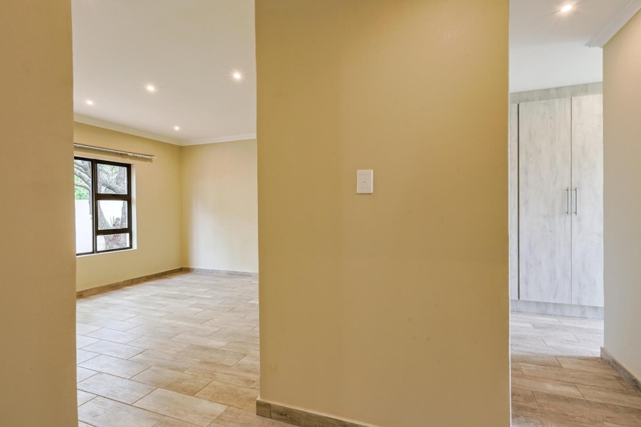 To Let 4 Bedroom Property for Rent in Silverwoods Country Estate Gauteng