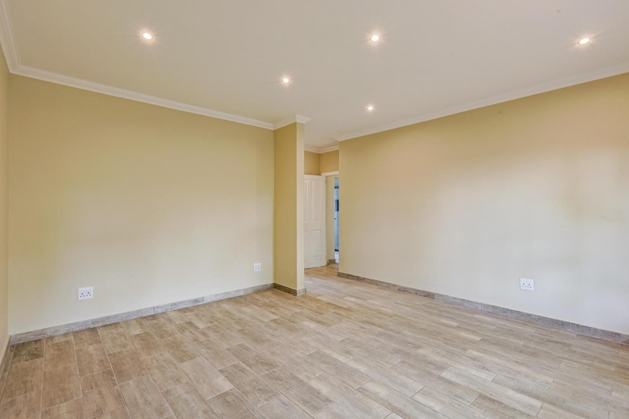 To Let 4 Bedroom Property for Rent in Silverwoods Country Estate Gauteng