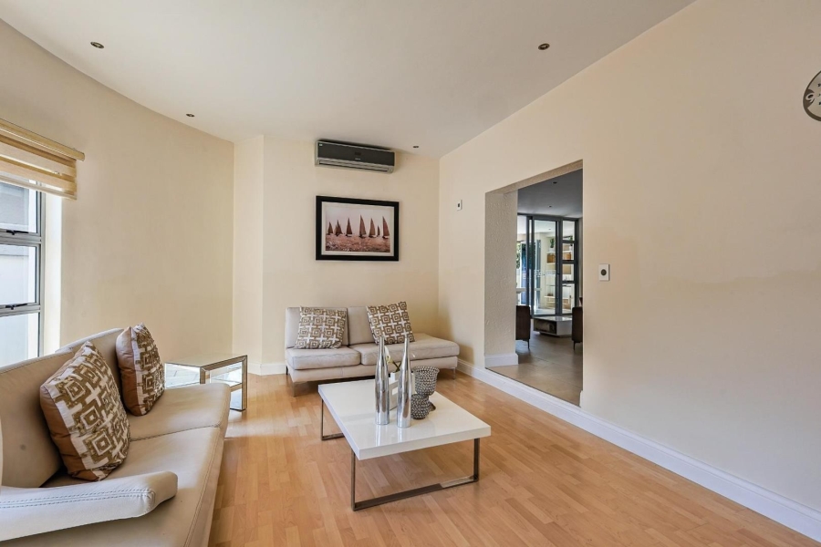 To Let 4 Bedroom Property for Rent in Silver Lakes Gauteng