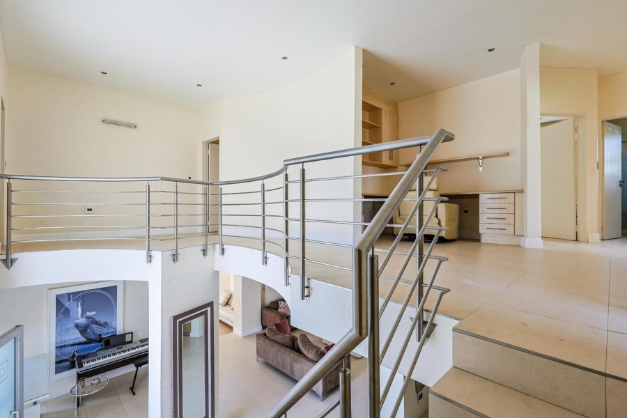 To Let 4 Bedroom Property for Rent in Silver Lakes Gauteng