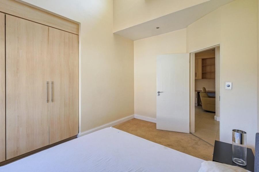 To Let 4 Bedroom Property for Rent in Silver Lakes Gauteng