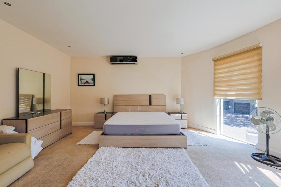 To Let 4 Bedroom Property for Rent in Silver Lakes Gauteng