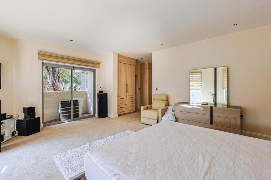 To Let 4 Bedroom Property for Rent in Silver Lakes Gauteng