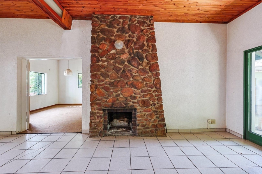 6 Bedroom Property for Sale in Murrayfield Gauteng