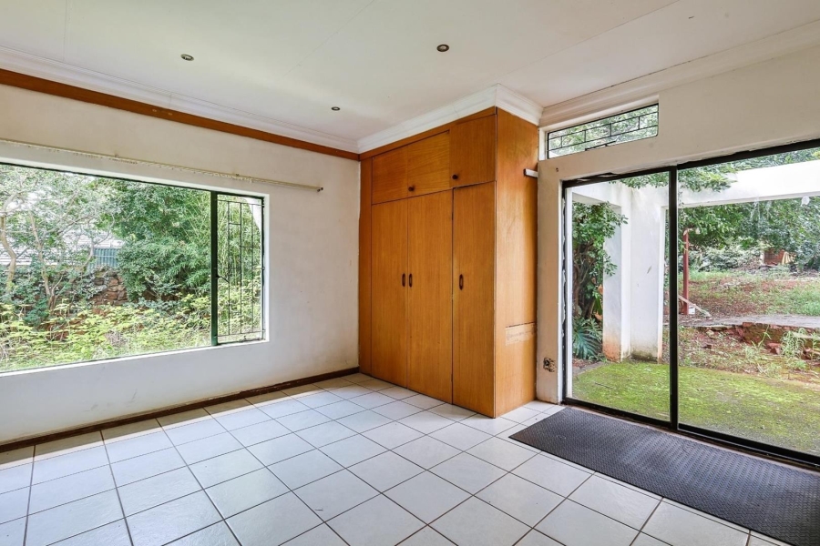 6 Bedroom Property for Sale in Murrayfield Gauteng