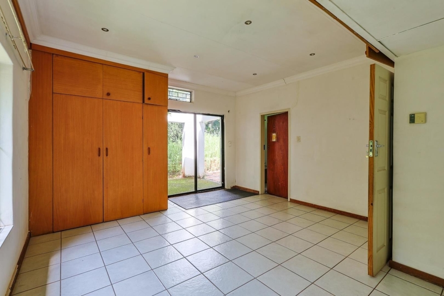 6 Bedroom Property for Sale in Murrayfield Gauteng