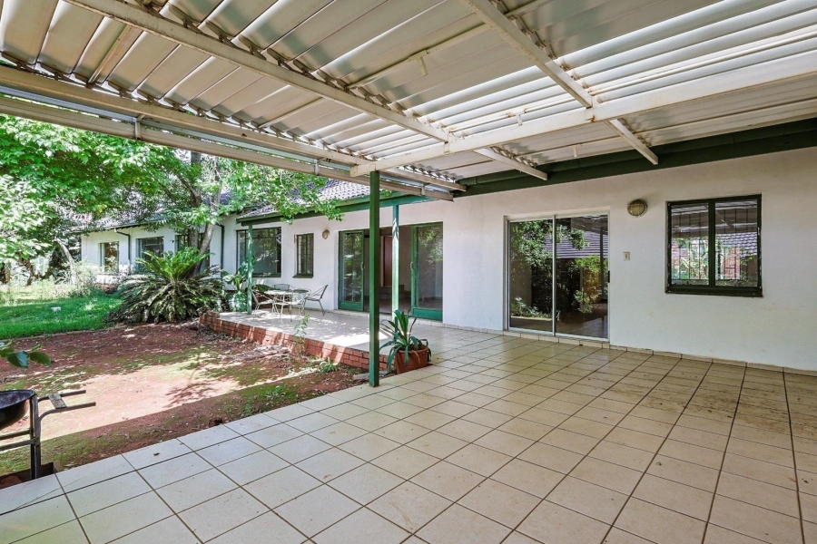 6 Bedroom Property for Sale in Murrayfield Gauteng