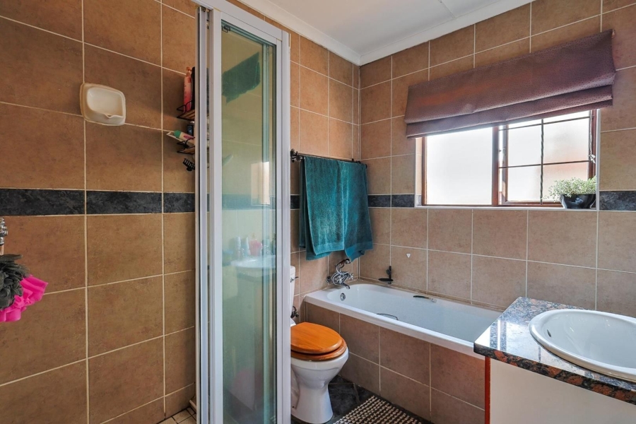 2 Bedroom Property for Sale in Moreleta Park Gauteng