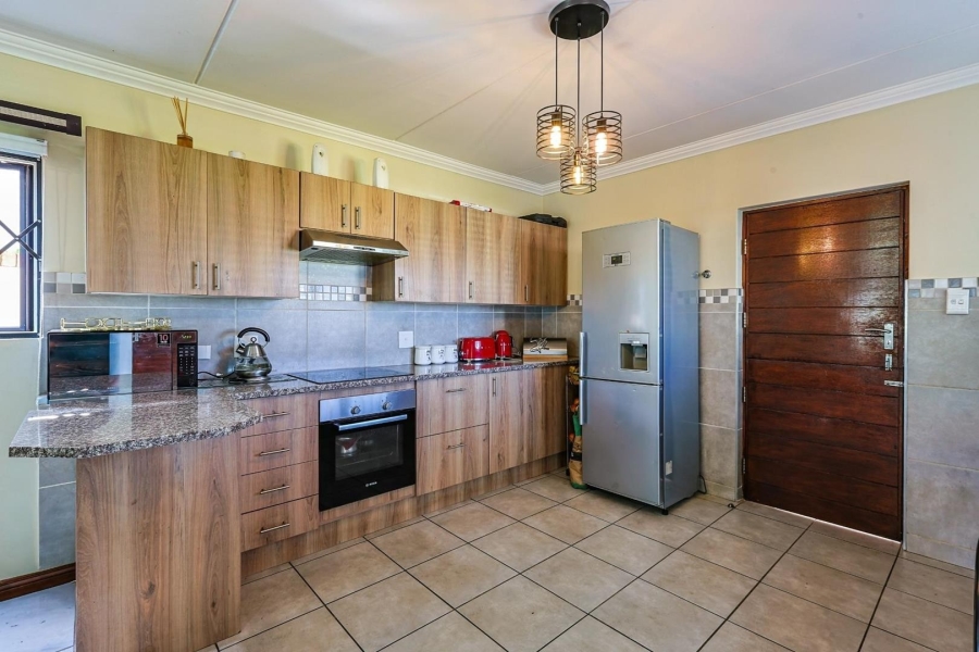 3 Bedroom Property for Sale in Zambezi Manor Lifestyle Estate Gauteng