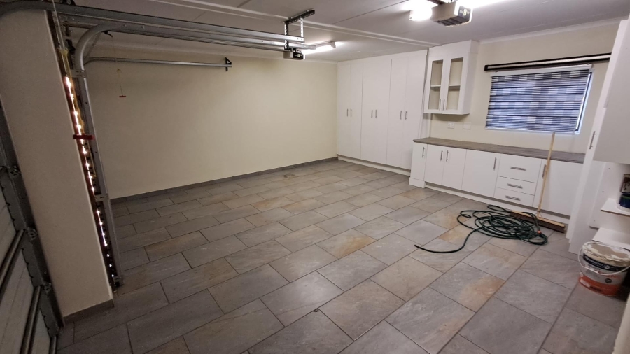 3 Bedroom Property for Sale in Zambezi Manor Lifestyle Estate Gauteng