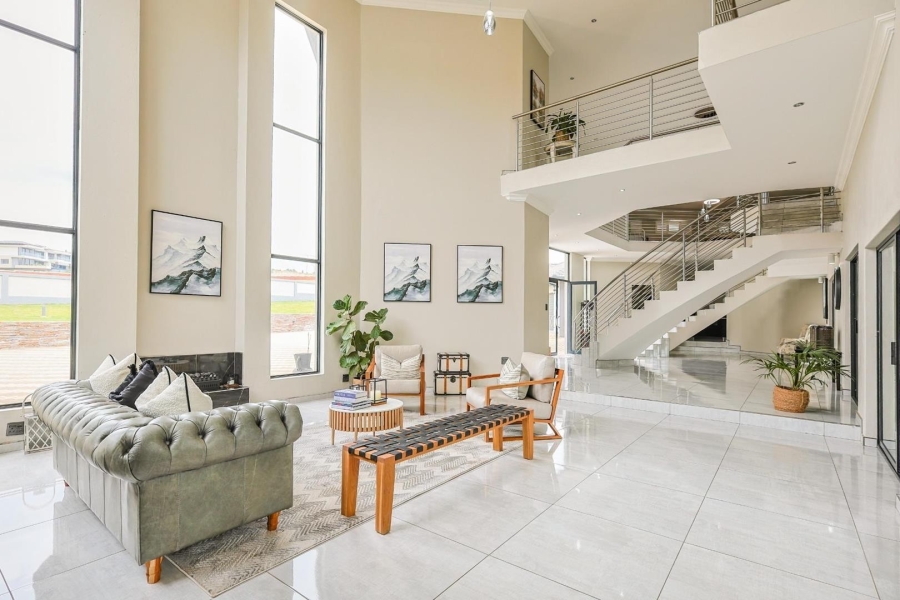 8 Bedroom Property for Sale in Mooikloof Gauteng