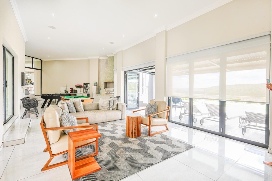 8 Bedroom Property for Sale in Mooikloof Gauteng