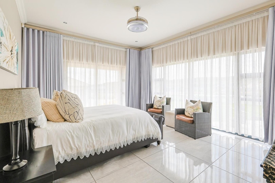 8 Bedroom Property for Sale in Mooikloof Gauteng