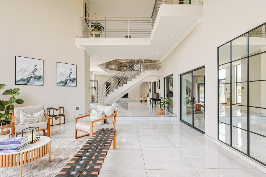 8 Bedroom Property for Sale in Mooikloof Gauteng