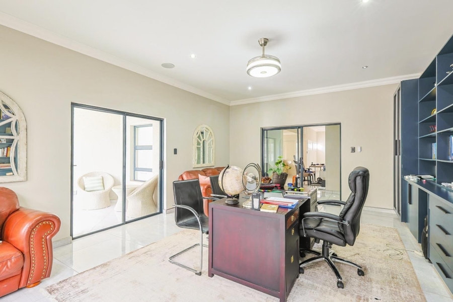 8 Bedroom Property for Sale in Mooikloof Gauteng