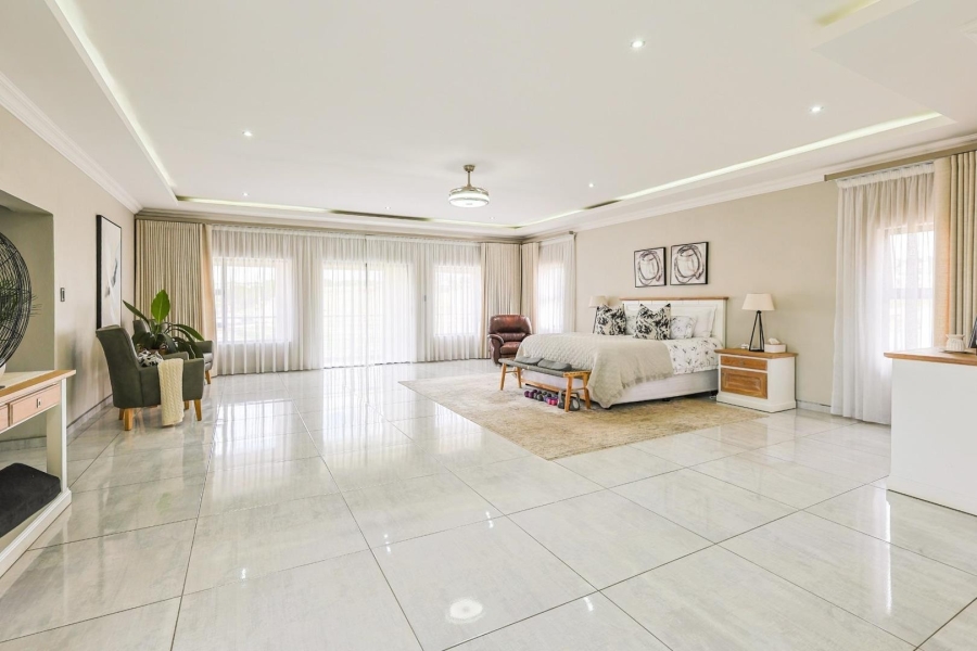 8 Bedroom Property for Sale in Mooikloof Gauteng