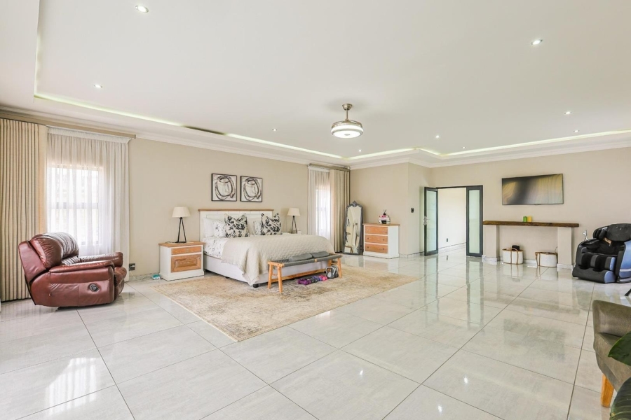 8 Bedroom Property for Sale in Mooikloof Gauteng