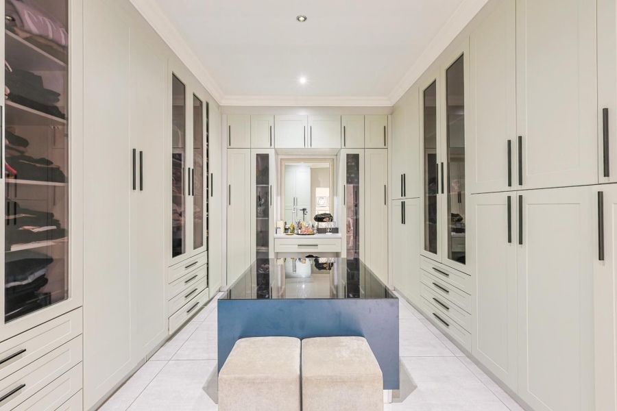 8 Bedroom Property for Sale in Mooikloof Gauteng