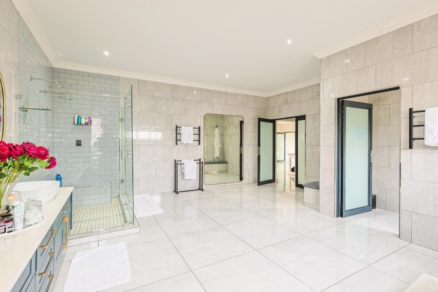 8 Bedroom Property for Sale in Mooikloof Gauteng